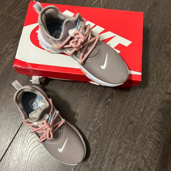 Womens Nike React Presto - Picture 4 of 4